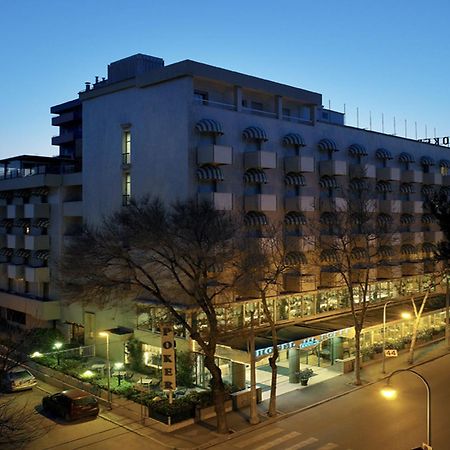 Hotel Poker ริชชิโอเน ภายนอก รูปภาพ