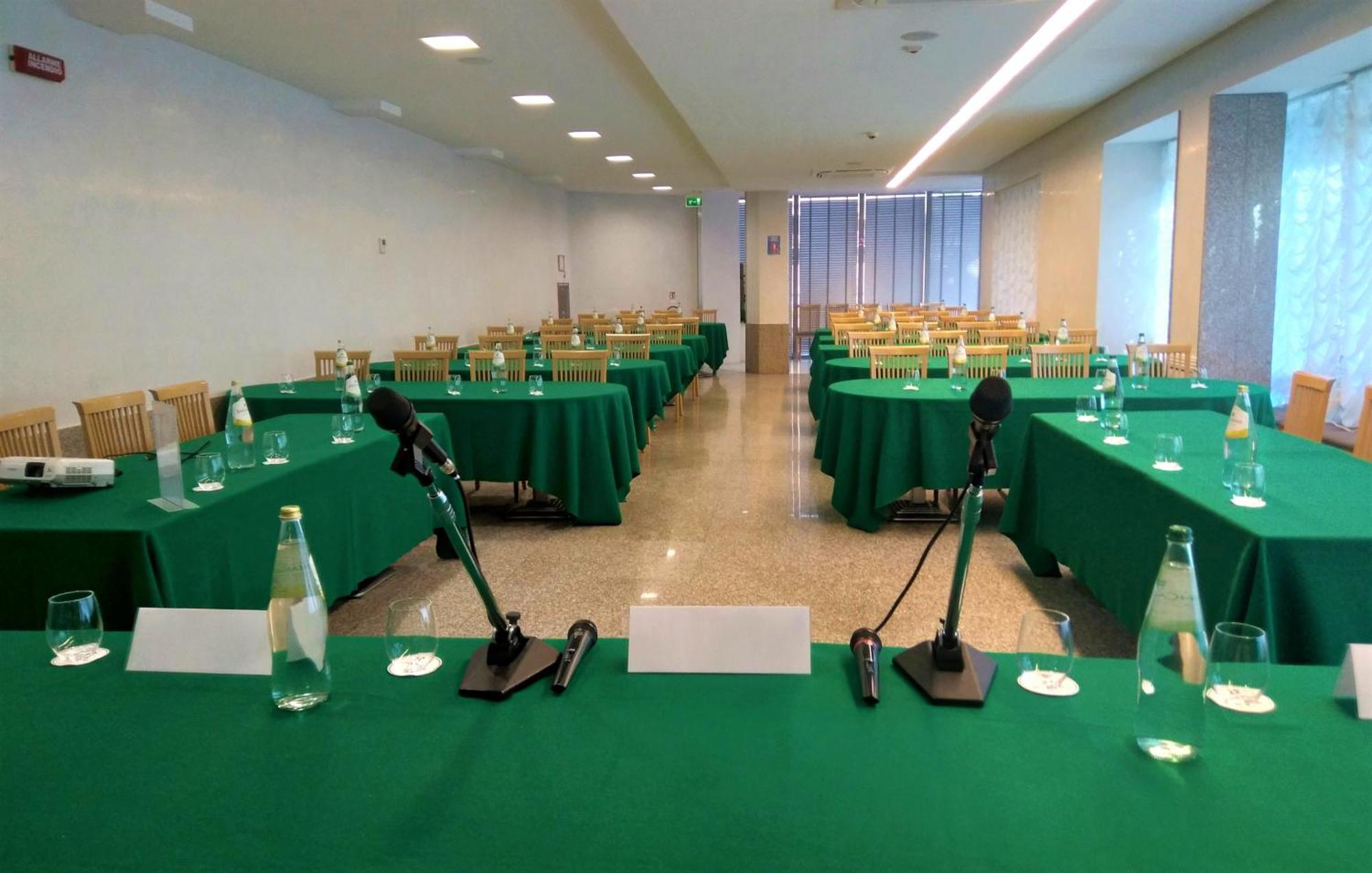 Hotel Poker ริชชิโอเน ภายนอก รูปภาพ